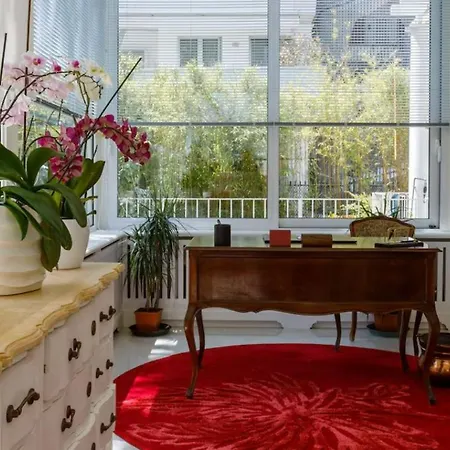 Апартаменты With Private Pool 200m From The Марина-ди-Пьетрасанта