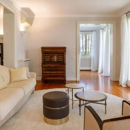 With Private Pool 200m From The Апартаменты